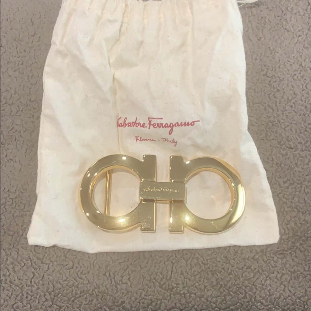COPY - Salvatore Ferragamo authentic belt buckle
